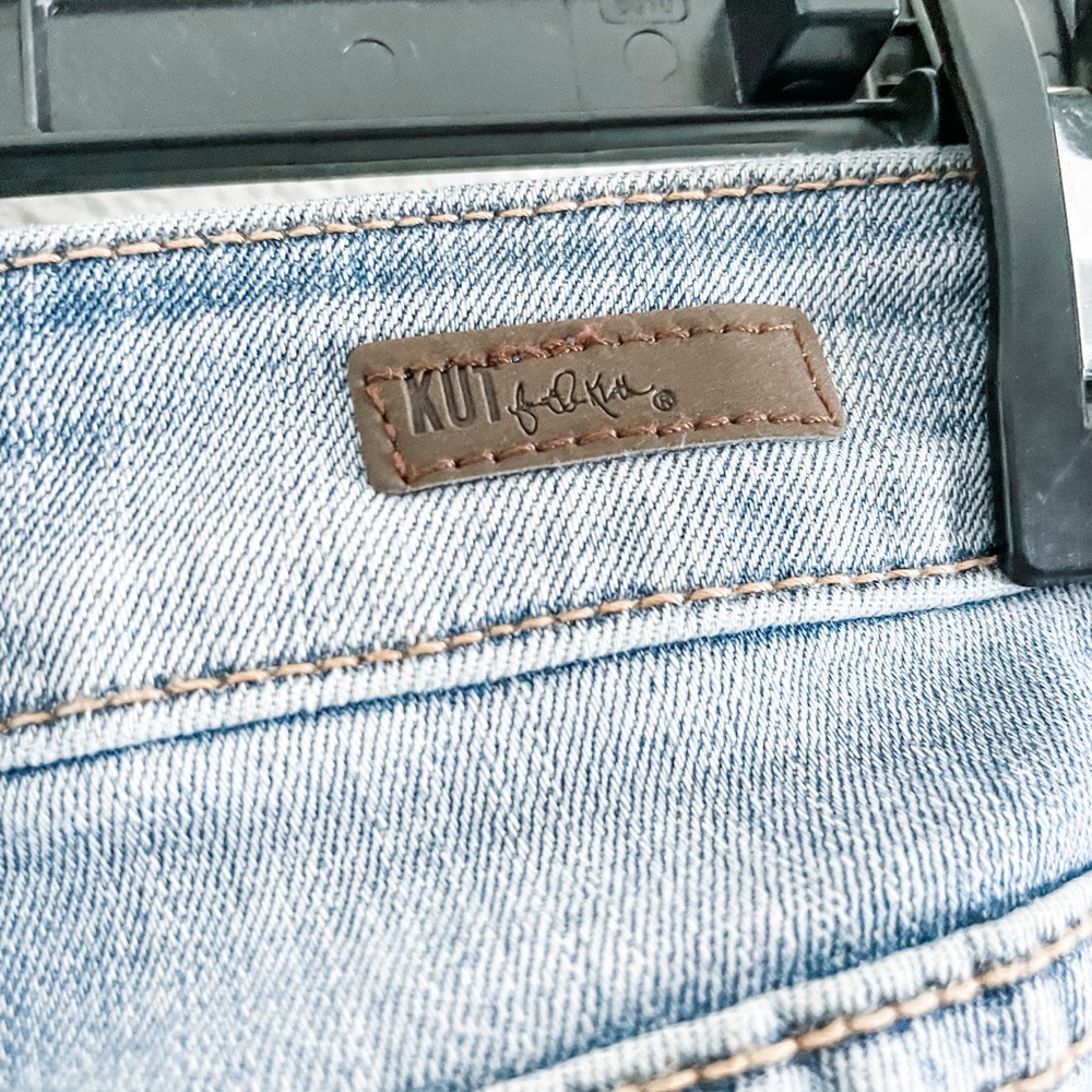 Kut from the Kloth Dayna skinny jeans - Picture 9 of 12